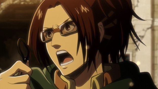 怪我人や血を見ると真っ先に逃げるハンジ